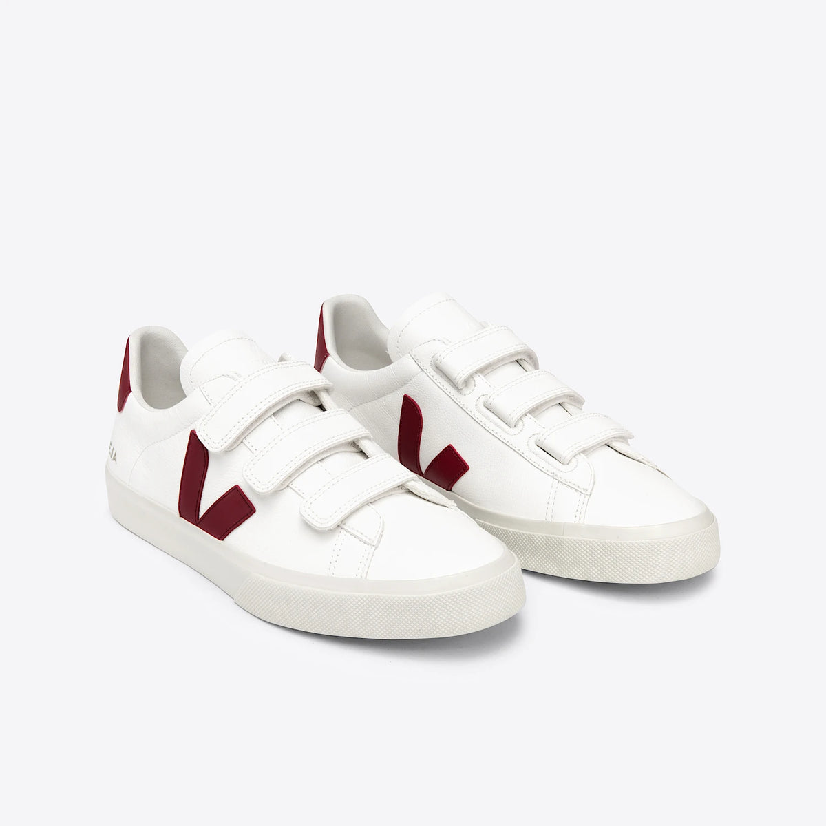 VEJA RECIFE LOGO CHROMEFREE LEATHER