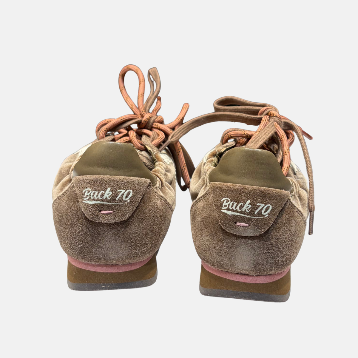 BACK 70 ROCKET VELVET 26